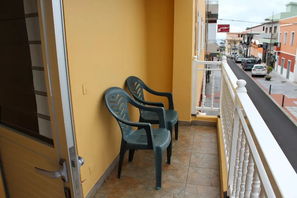 Pension El Guanche Frontera Guest house